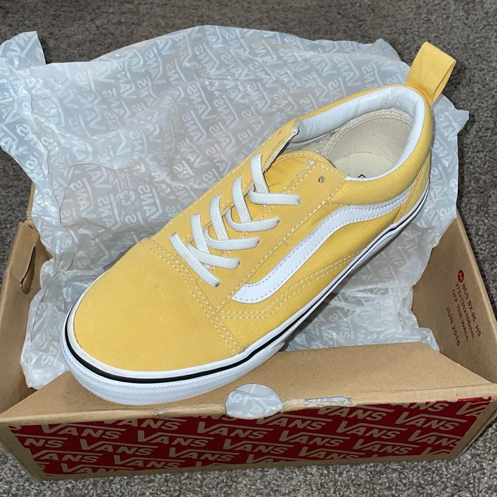 Yellow Suede Vans 💛